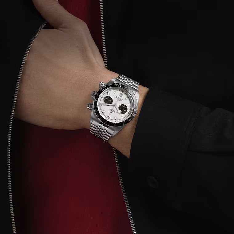 Black Bay Chrono